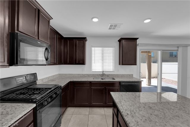 6421 Broadcloth Court, Las Vegas, NV 89122