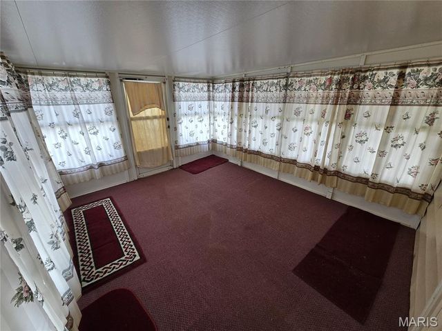 223 W Felton Avenue, St Louis, MO 63125