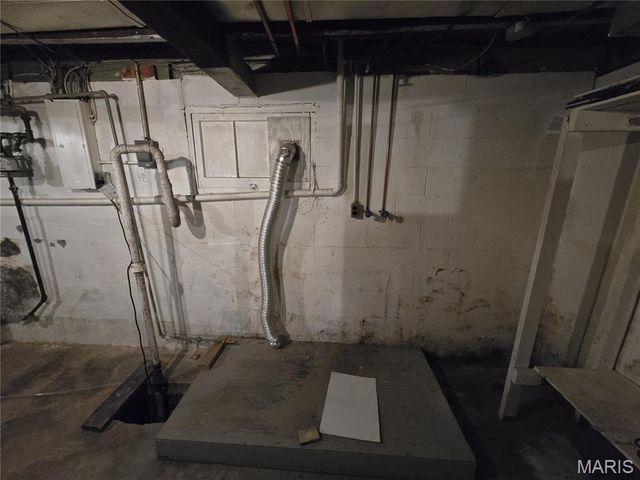 223 W Felton Avenue, St Louis, MO 63125