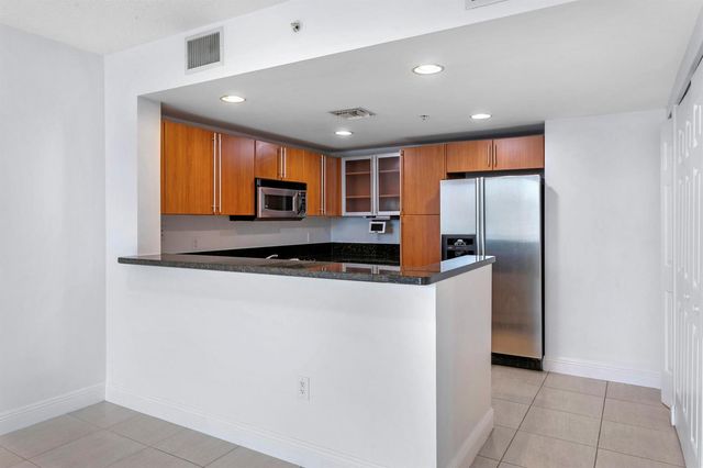610 CLEMATIS Street 418, West Palm Beach, FL 33401