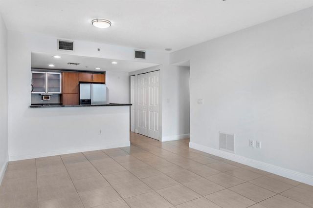 610 CLEMATIS Street 418, West Palm Beach, FL 33401
