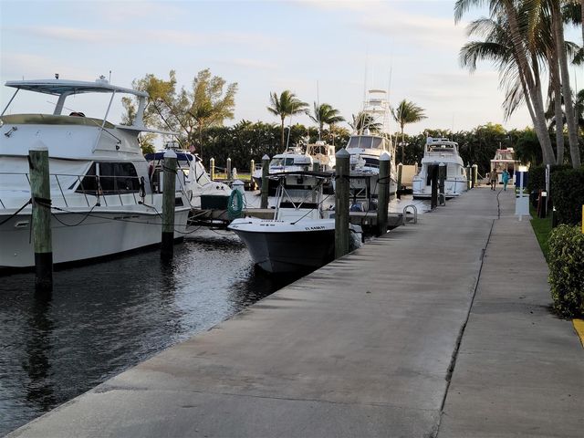 804 E Windward Way 508, Lantana, FL 33462