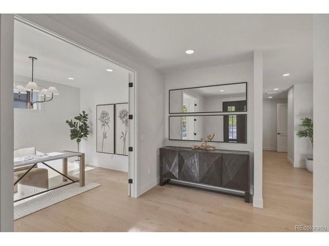 4352 S Bannock St, Englewood, CO 80110