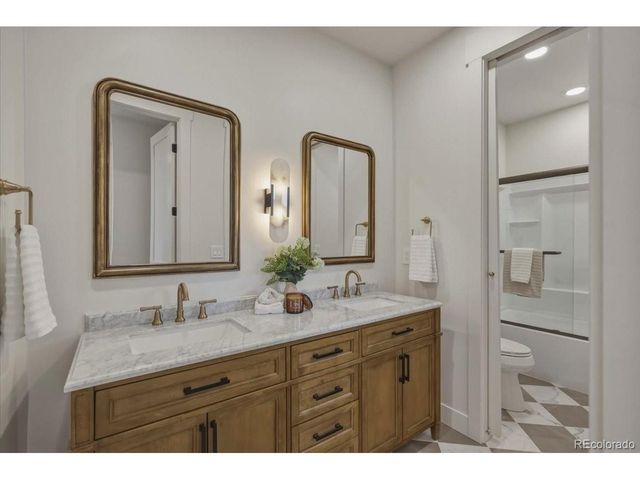 4352 S Bannock St, Englewood, CO 80110