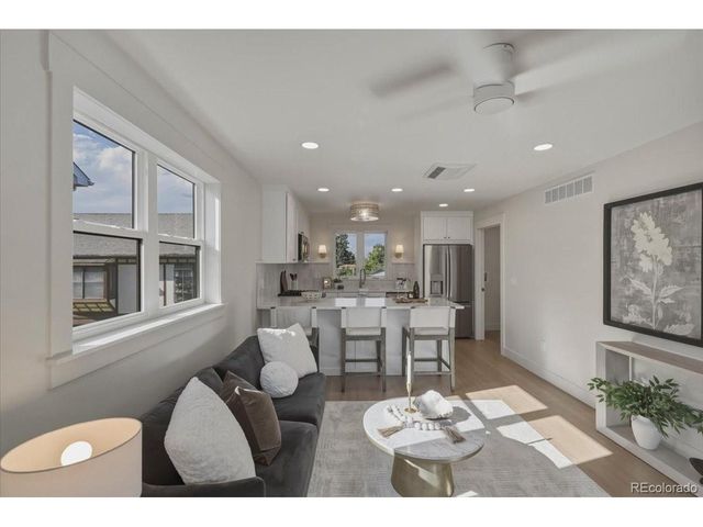 4352 S Bannock St, Englewood, CO 80110