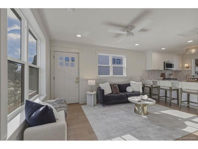 4352 S Bannock St, Englewood, CO 80110