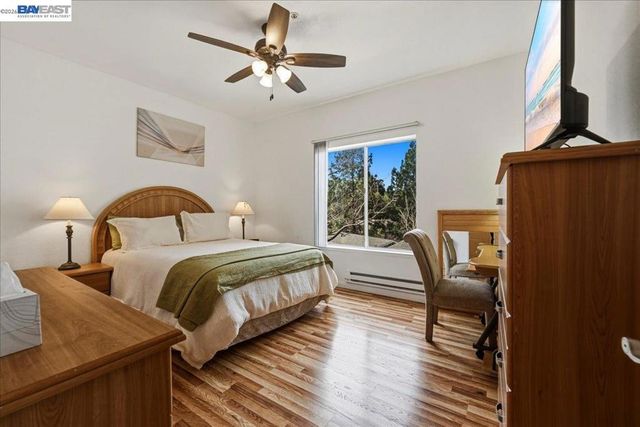 2423 2423 Creekside Ct, Hayward, CA 94542