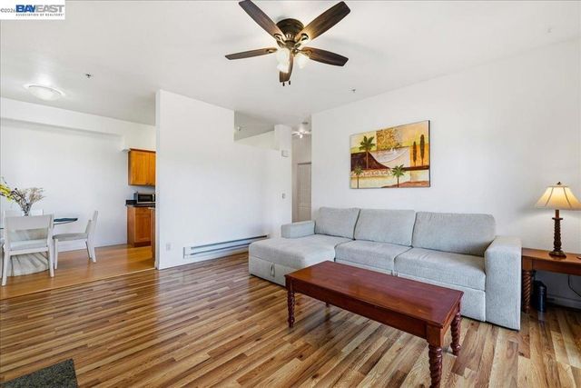 2423 2423 Creekside Ct, Hayward, CA 94542