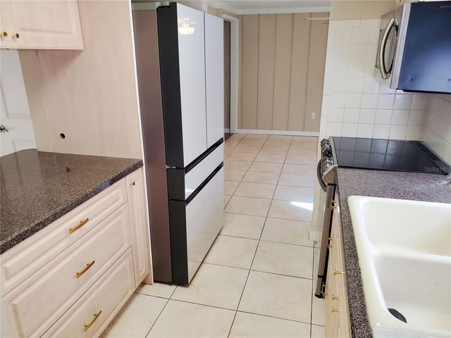 7500 ROCKY POINT DRIVE, Hudson, FL 34667