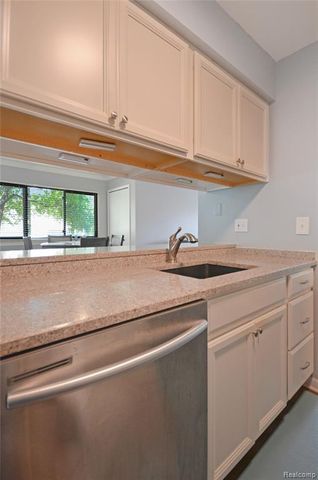 34900 Mercer, Fraser, MI 48026