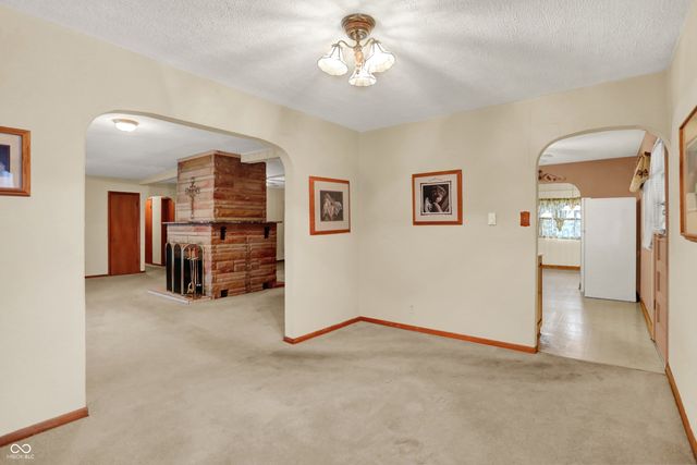 7107 E Pleasant Run Parkway South Drive, Indianapolis, IN 46219