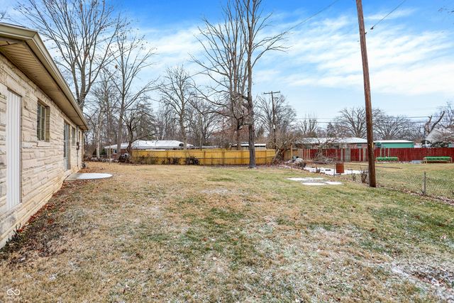 7107 E Pleasant Run Parkway South Drive, Indianapolis, IN 46219