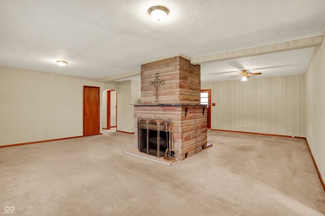 7107 E Pleasant Run Parkway South Drive, Indianapolis, IN 46219