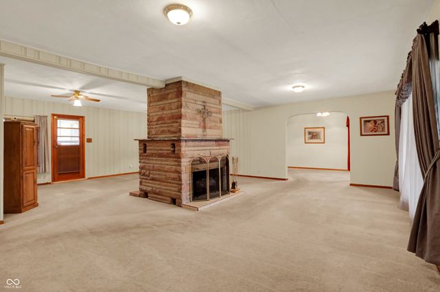 7107 E Pleasant Run Parkway South Drive, Indianapolis, IN 46219