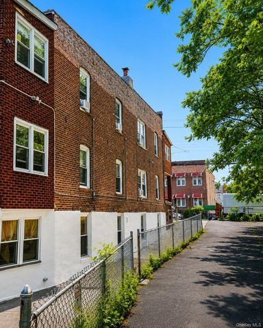 854 E 229th Street, Bronx, NY 10466