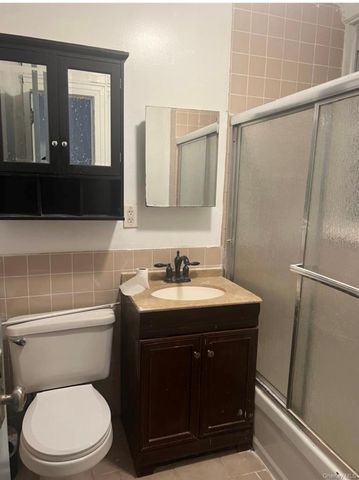 854 E 229th Street, Bronx, NY 10466