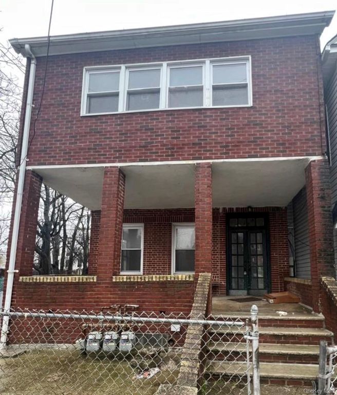 854 E 229th Street, Bronx, NY 10466