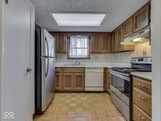 2705 Country Estates Drive, Indianapolis, IN 46227