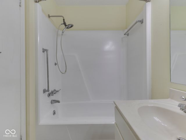 2705 Country Estates Drive, Indianapolis, IN 46227