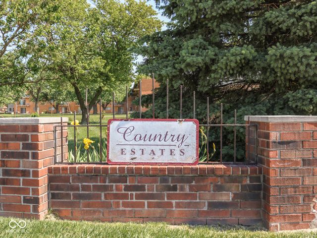 2705 Country Estates Drive, Indianapolis, IN 46227