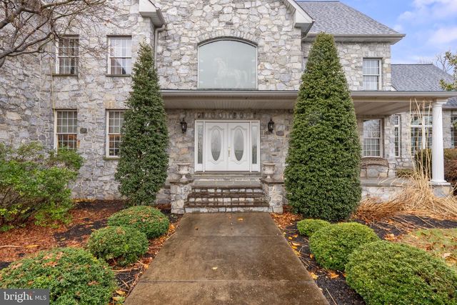 50 WENSEL CIR, Schwenksville, PA 19473