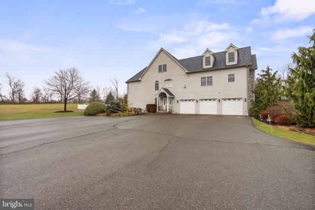 50 WENSEL CIR, Schwenksville, PA 19473