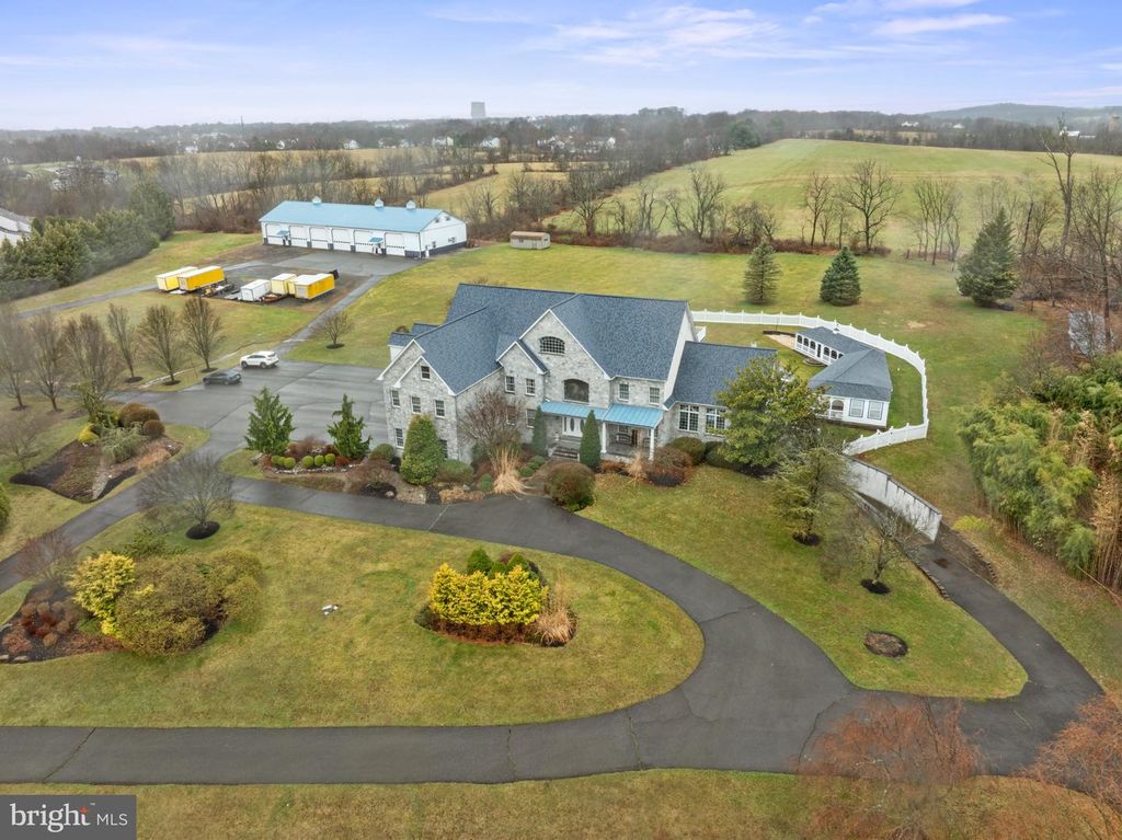 50 WENSEL CIR, Schwenksville, PA 19473