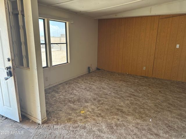 410 W 3RD Avenue W, Casa Grande, AZ 85122