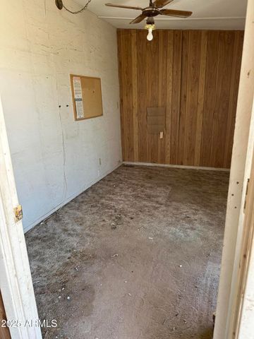 410 W 3RD Avenue W, Casa Grande, AZ 85122