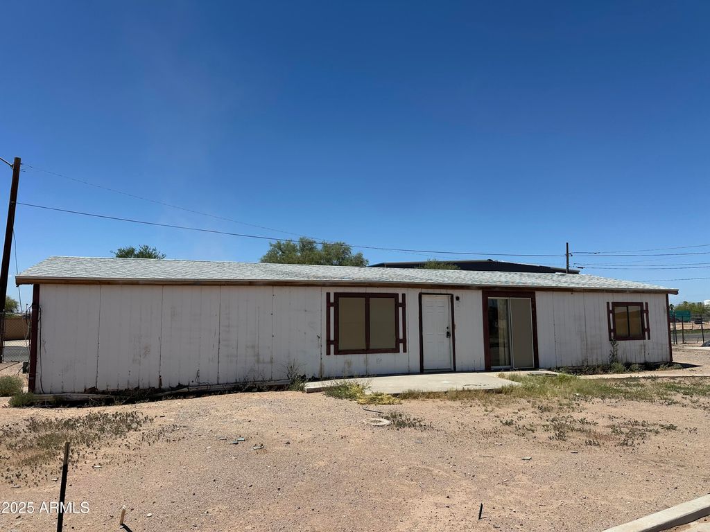 410 W 3RD Avenue W, Casa Grande, AZ 85122