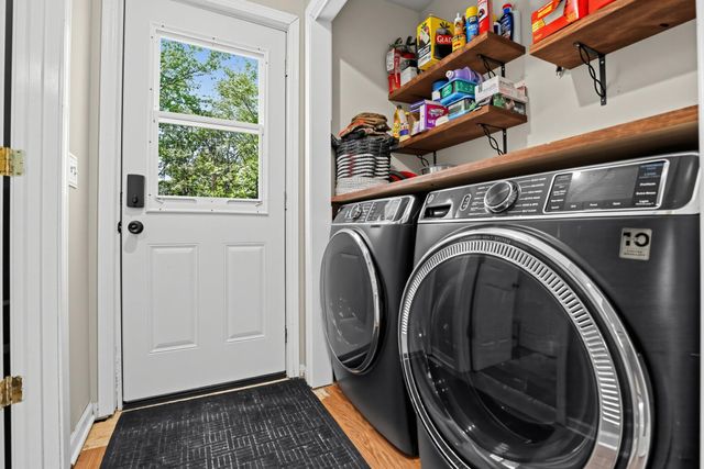 45101 Dunn Road, Belleville, MI 48111