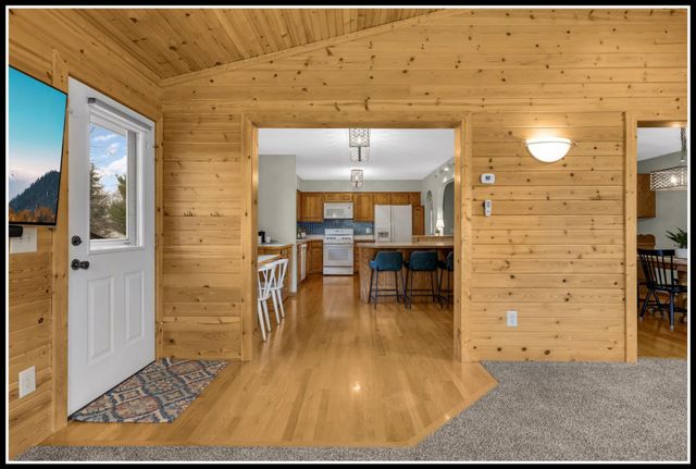 4512 102nd Avenue NE, Circle Pines, MN 55014