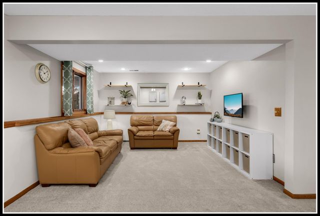 4512 102nd Avenue NE, Circle Pines, MN 55014