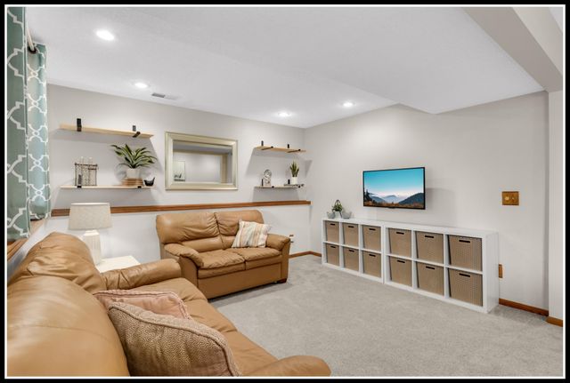 4512 102nd Avenue NE, Circle Pines, MN 55014