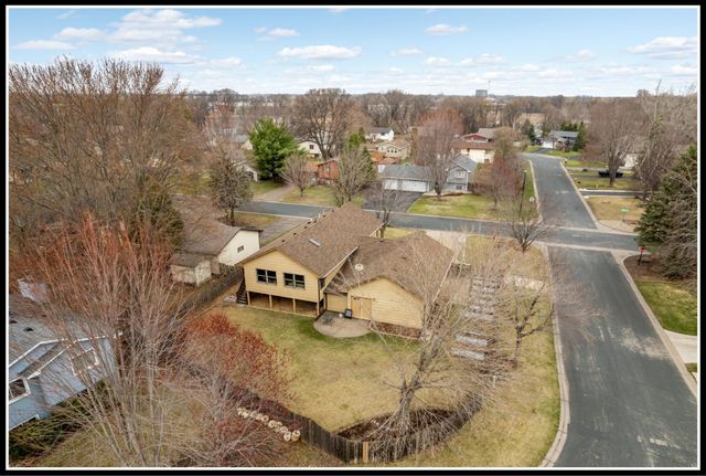 4512 102nd Avenue NE, Circle Pines, MN 55014