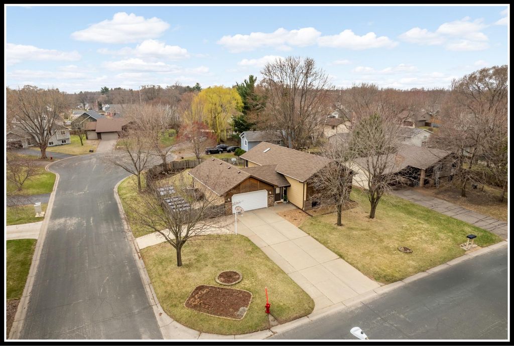 4512 102nd Avenue NE, Circle Pines, MN 55014