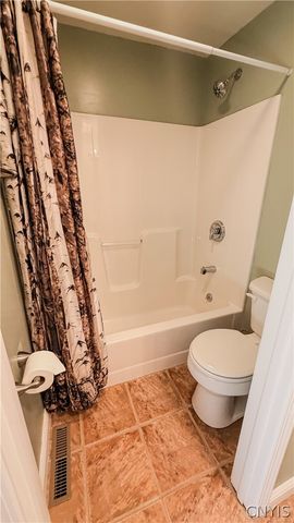 13 North Division Street, Oswego, NY 13126