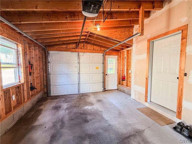 13 North Division Street, Oswego, NY 13126