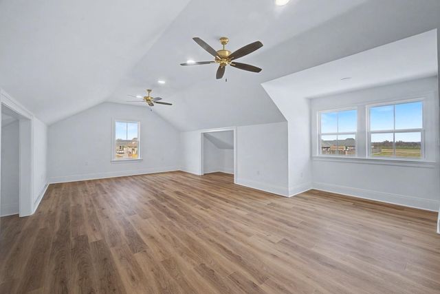 108 Hazelwood Dr, Thibodaux, LA 70301