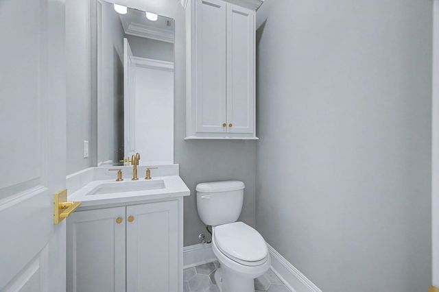 108 Hazelwood Dr, Thibodaux, LA 70301