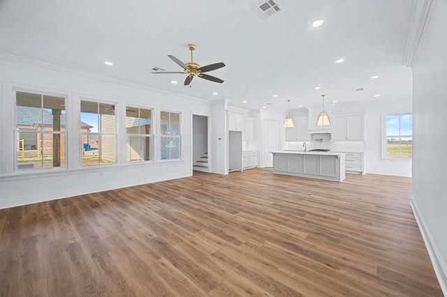 108 Hazelwood Dr, Thibodaux, LA 70301