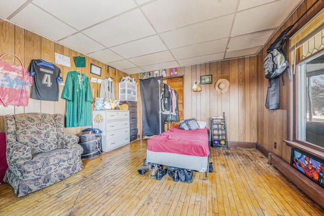 N5530 STATE ROAD 76, Shiocton, WI 54170