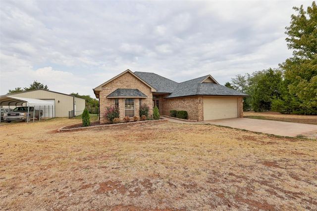 1942 County Road 1212, Tuttle, OK 73089