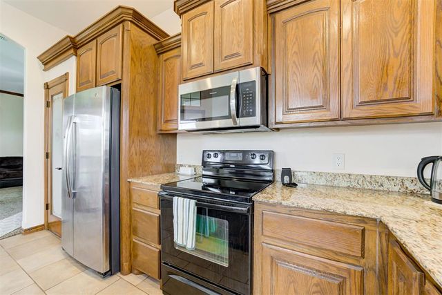 1942 County Road 1212, Tuttle, OK 73089