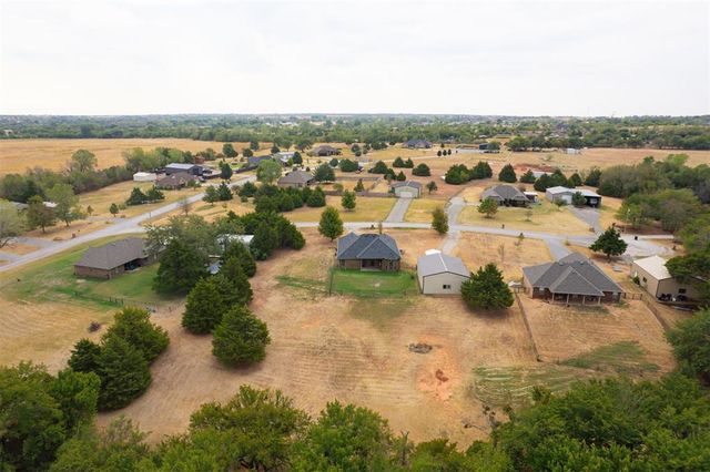 1942 County Road 1212, Tuttle, OK 73089