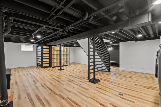 2718 W 96th Place, Evergreen Park, IL 60805