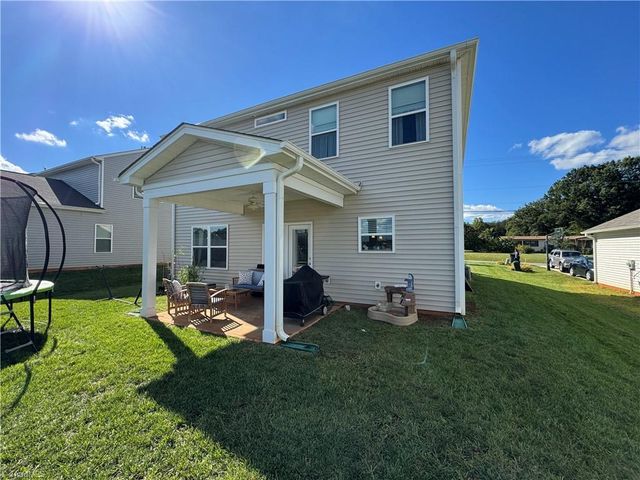4772 Bell West Drive, Kernersville, NC 27284