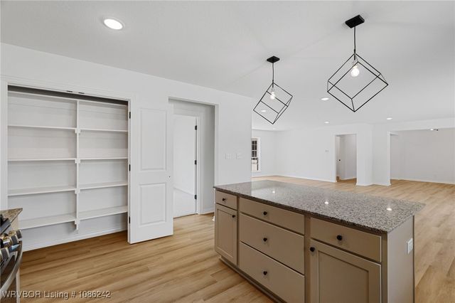 2020 Country Club Drive, Fort Smith, AR 72901