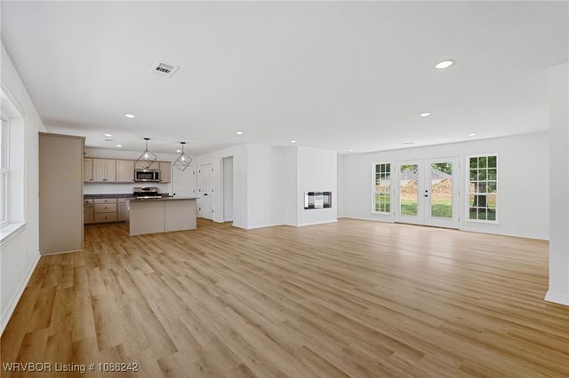 2020 Country Club Drive, Fort Smith, AR 72901