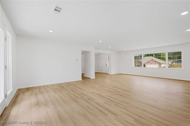 2020 Country Club Drive, Fort Smith, AR 72901